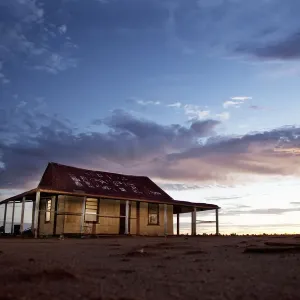 outback shed