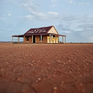 outback shed