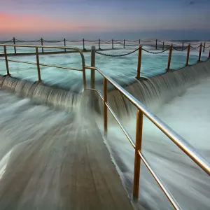 Overflow - Mona Vale Tidal Pool, Sydney Overflow - Mona Vale Tidal Pool, Sydney