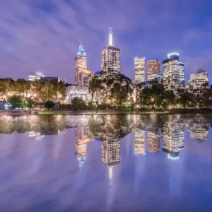 The reflection of Melbourne cityscape at dusk