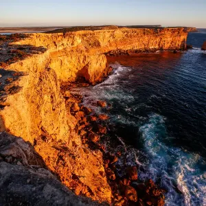 Sandstone cliffs at Sheringa. South Australia Sandstone cliffs at Sheringa. South Australia