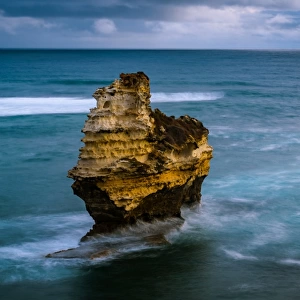 Sea stack at Bay of Islands, Great Ocean Road, Victoria