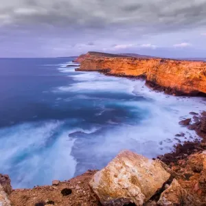 Sheringa cliffs. Eyre Peninsula. South Australia Sheringa cliffs. Eyre Peninsula. South Australia