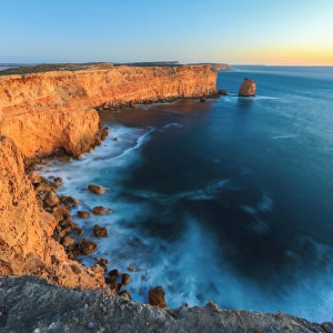 Sheringa cliffs. Eyre Peninsula. South Australia