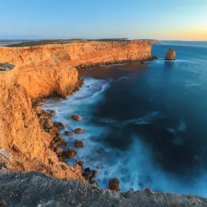 Sheringa cliffs. Eyre Peninsula. South Australia Sheringa cliffs. Eyre Peninsula. South Australia