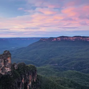 The Three Sisters and Mt Solitary, Blue Mountains