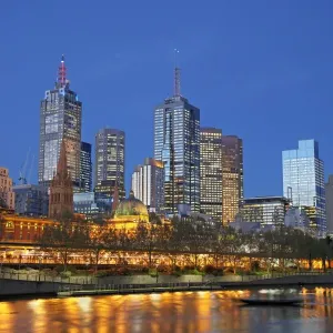 Skyline of Melbourne at dusk Skyline of Melbourne at dusk