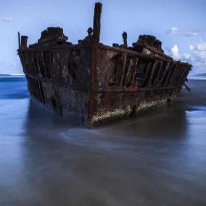 SS Maheno 2