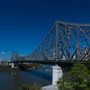 Story Bridge in sunny day