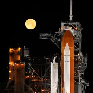 STS-119 Discovery at Launchpad 39A