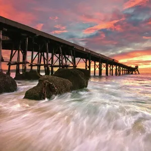 Sunrise at Catherine Hill Bay beach