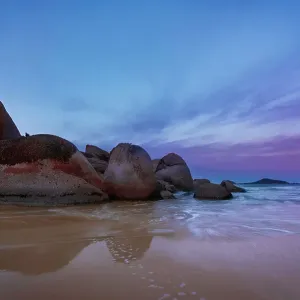 Sunrise at squeaky beach, wilsons Promontory Sunrise at squeaky beach, wilsons Promontory
