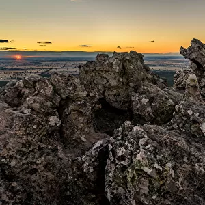 Sunset at the top of Mount Stapylton in Grampians National Park, Victoria