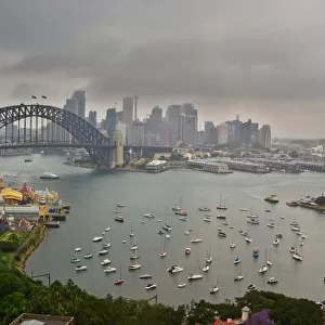 Sydney Harbour Bridge, Lavender Bay and City