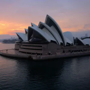 Australian Landmarks Fine Art Print Collection: Sydney Opera House