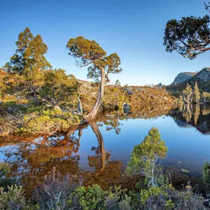 Popular Australian Destinations Framed Print Collection: Tasmania (TAS)