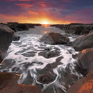 New South Wales (NSW) Jigsaw Puzzle Collection: Kiama on the NSW South Coast