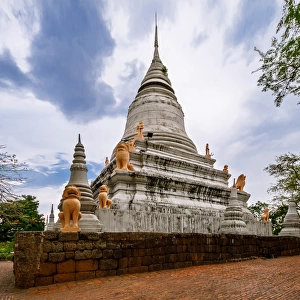 View of the Main Stupa at Wat Phnom (Temple of the Mountains), Phnom Penh, Cambodia