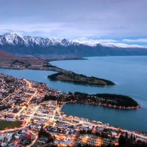 New Zealand Jigsaw Puzzle Collection: Queenstown, South Island