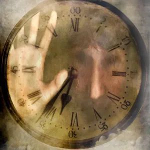 Visualize Fear - Trapped in time Visualize Fear - Trapped in time