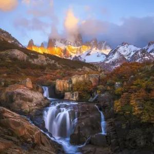 Images Dated 2015 April: 27 Apr 2015