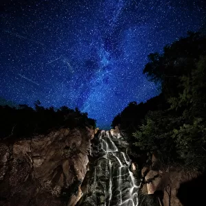 Waterfall under Perseids meteors