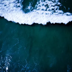 Wave Rolling Through