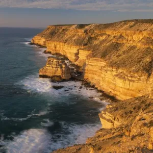 Western Australia, Kalbarri Nature Reserve, cliffs and sea, sunset