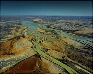 Images Dated 29th July 2011: Aerial view of the Warbuton River in flood, outback South Australia