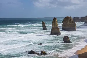 Images Dated 28th April 2014: The Twelve Apostles Sea Rocks | Australia