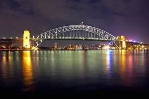 Australia, Sydney, Sydney Harbour Bridge illuminated at night