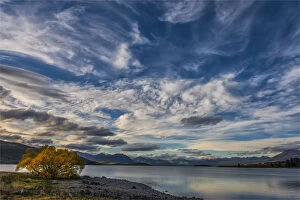 Images Dated 24th April 2014: Autumn skies on Lake Tekapo