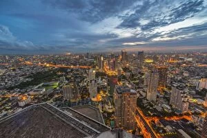 Images Dated 17th July 2014: Bangkok cityscape during twilight