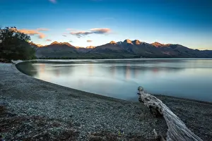 Naphak Modhiran Prints: Beautiful New Zealand