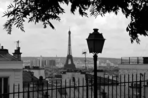 France Prints: Black and White Paris