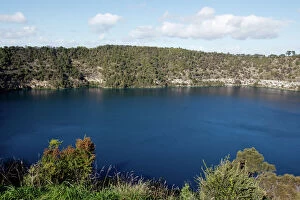 John White Photos Collection: Blue Lake. Mount Gambier. South Australia