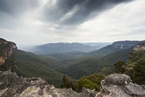 The Three Sisters, Blue mountains Collection: Blue Mountains