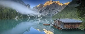 Images Dated 16th August 2016: Braies lake