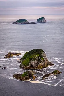 Breaksea Islands, Tasmania