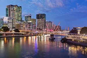 Images Dated 1st September 2019: Brisbane City Skyline at sunset with all the building lights