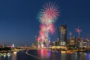 Exposure Prints: Brisbane New Year firework 2016
