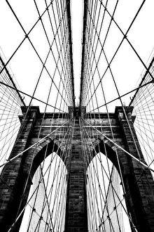 Images Dated 10th May 2014: Brooklyn Bridge architecture in black and white