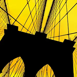 Images Dated 10th May 2014: Brooklyn Bridge architecture in yellow