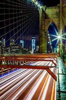 Images Dated 6th May 2014: Brooklyn Bridge at night