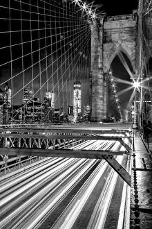 Images Dated 6th May 2014: Brooklyn Bridge at night in black and white