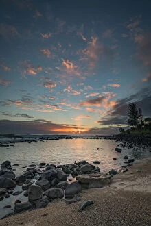 Images Dated 5th September 2019: Burleigh Heads Sunrise Over The Beach, Gold Coast