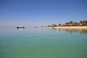 Monkey Mia Prints: Calm waters of Monkey Mia Resort where the dolphins come into shore to be fed