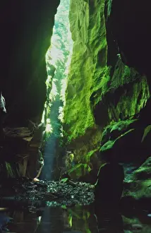 Claustral canyon