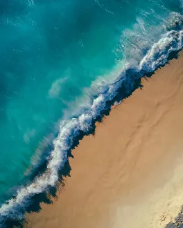 <b class=qtipBold><figcaption>Coastal Split</figcaption></b><br>Aerials, Merr Watson Aerials, 1011024400<br><em>© Merr Watson</em> Coastal Split