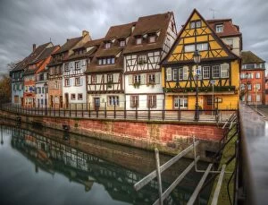 Images Dated 31st January 2015: Colmar picturesque cottages and river Lauch